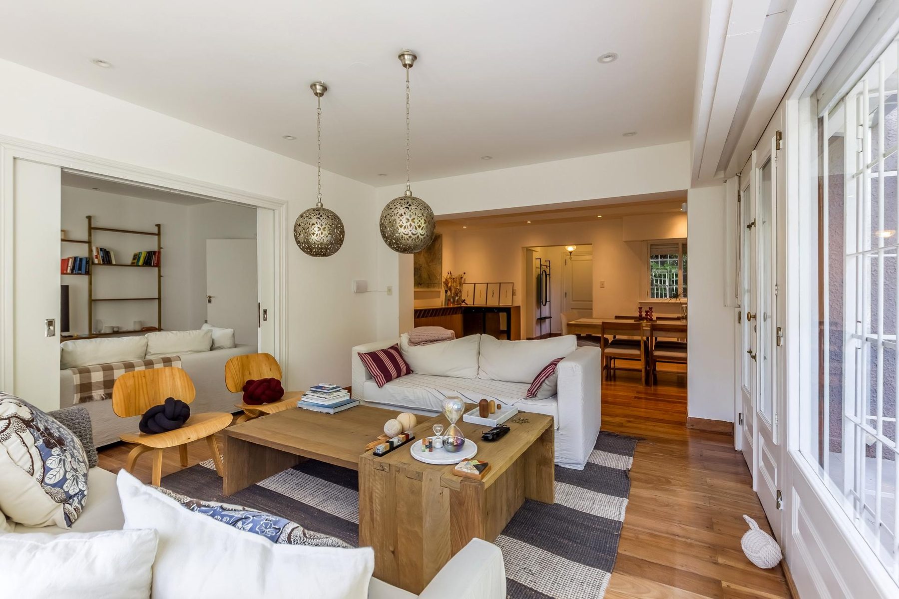 Casa en Martínez Bajo — lote propio de 532 m² con 20 m de frente — Foto 6