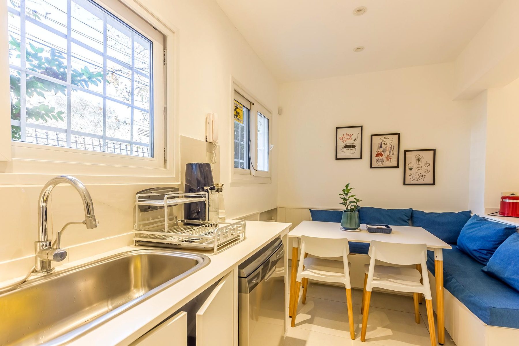 Casa en Martínez Bajo — lote propio de 532 m² con 20 m de frente — Foto 10
