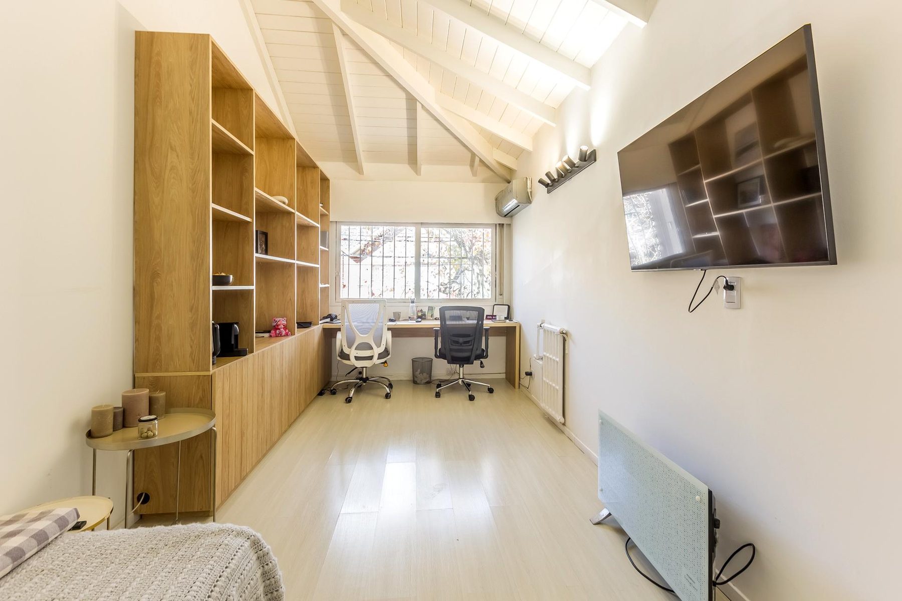 Casa en Martínez Bajo — lote propio de 532 m² con 20 m de frente — Foto 18