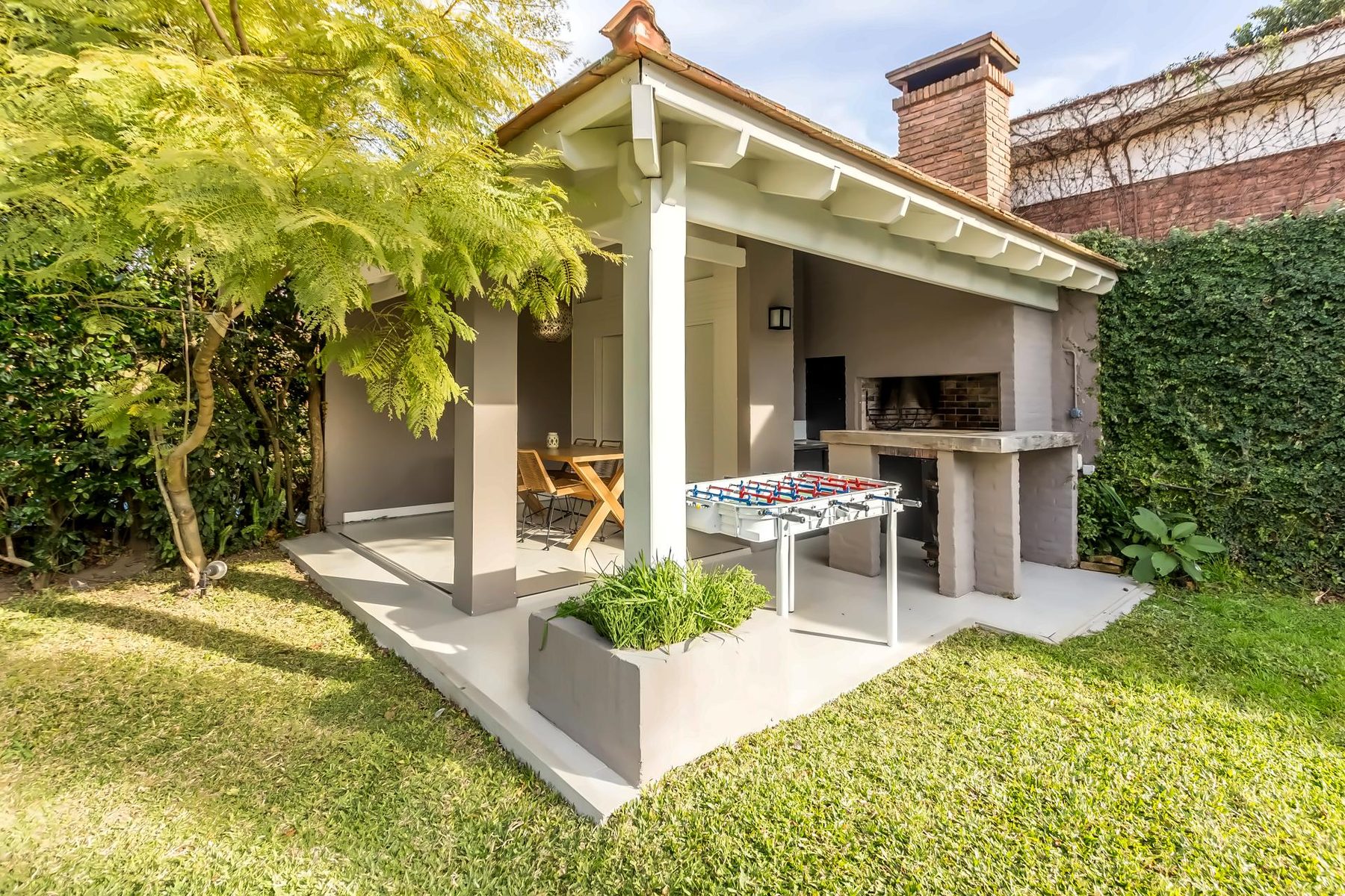 Casa en Martínez Bajo — lote propio de 532 m² con 20 m de frente — Foto 19