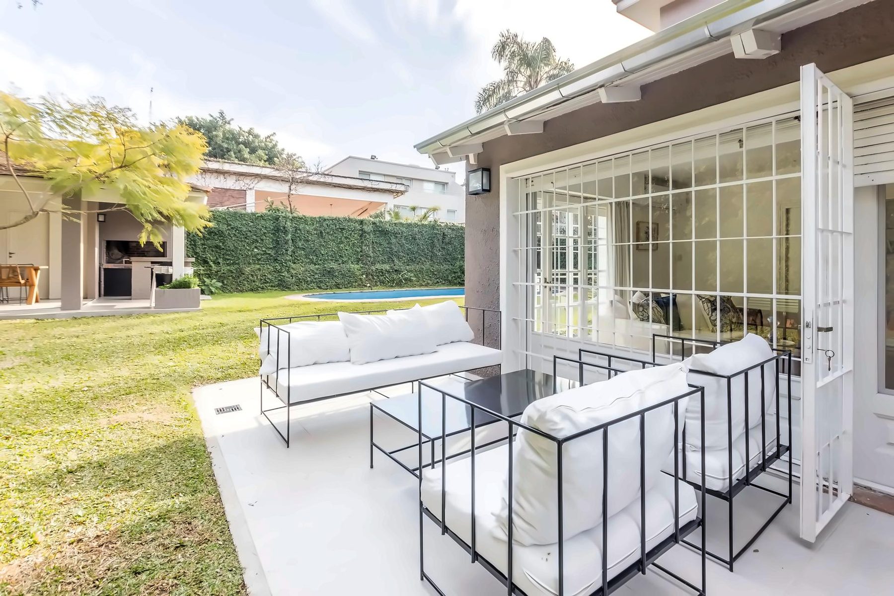 Casa en Martínez Bajo — lote propio de 532 m² con 20 m de frente — Foto 21