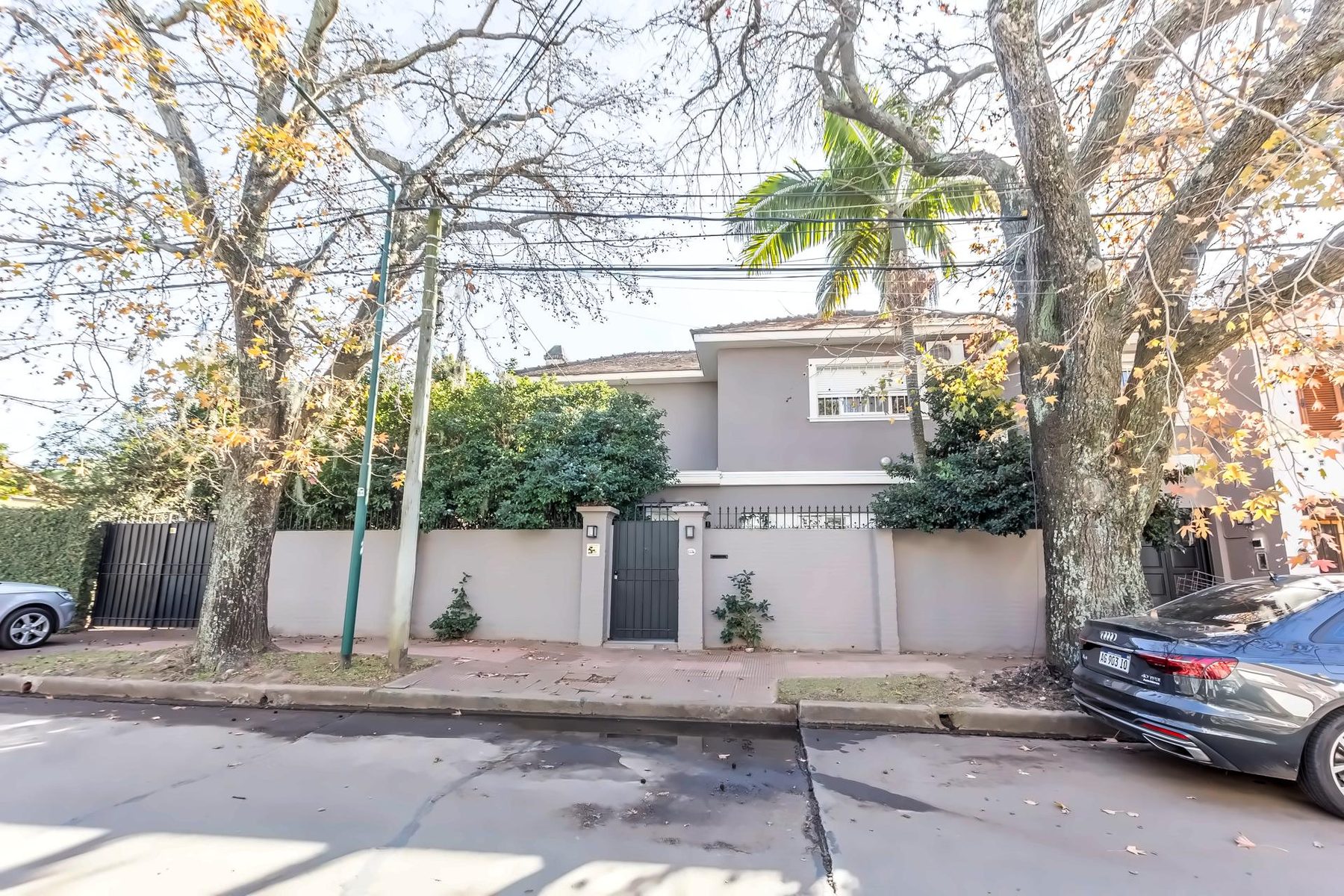 Casa en Martínez Bajo — lote propio de 532 m² con 20 m de frente — Foto 24